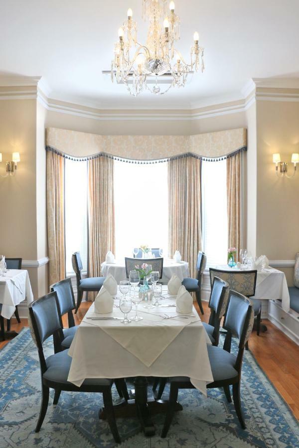 Rosedon Hotel Pembroke المظهر الخارجي الصورة